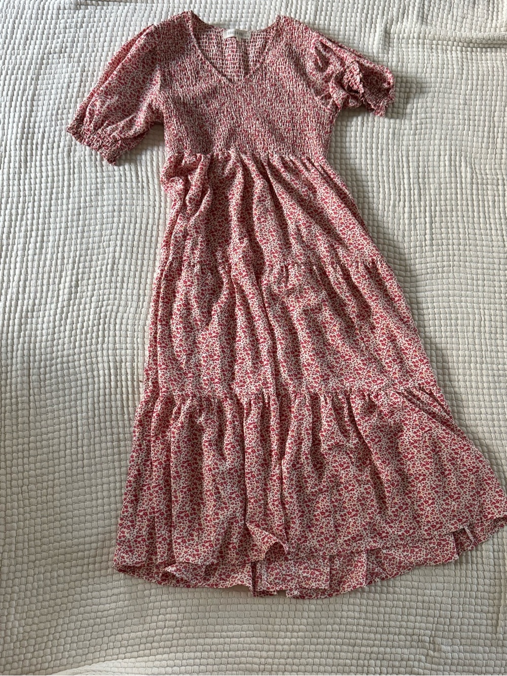 Floral V-Neck Midi Dress in Pink